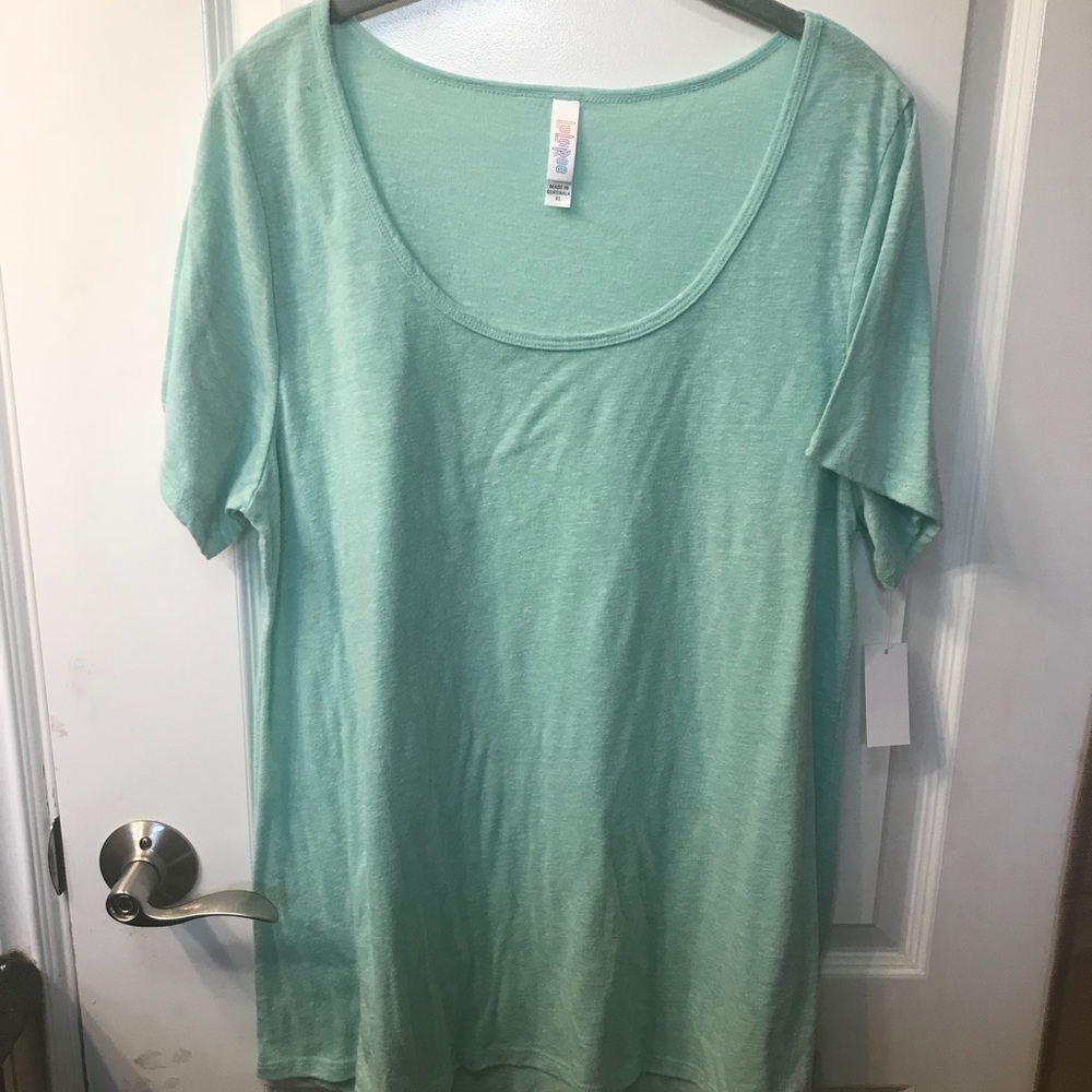 Lularoe BNWT solid mint Classic